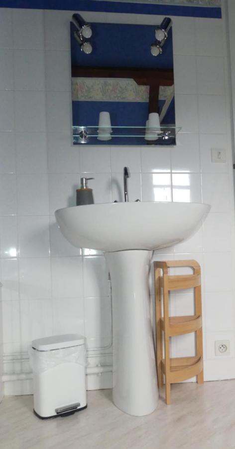 Le Pressoir Appartement Beaumesnil  Buitenkant foto