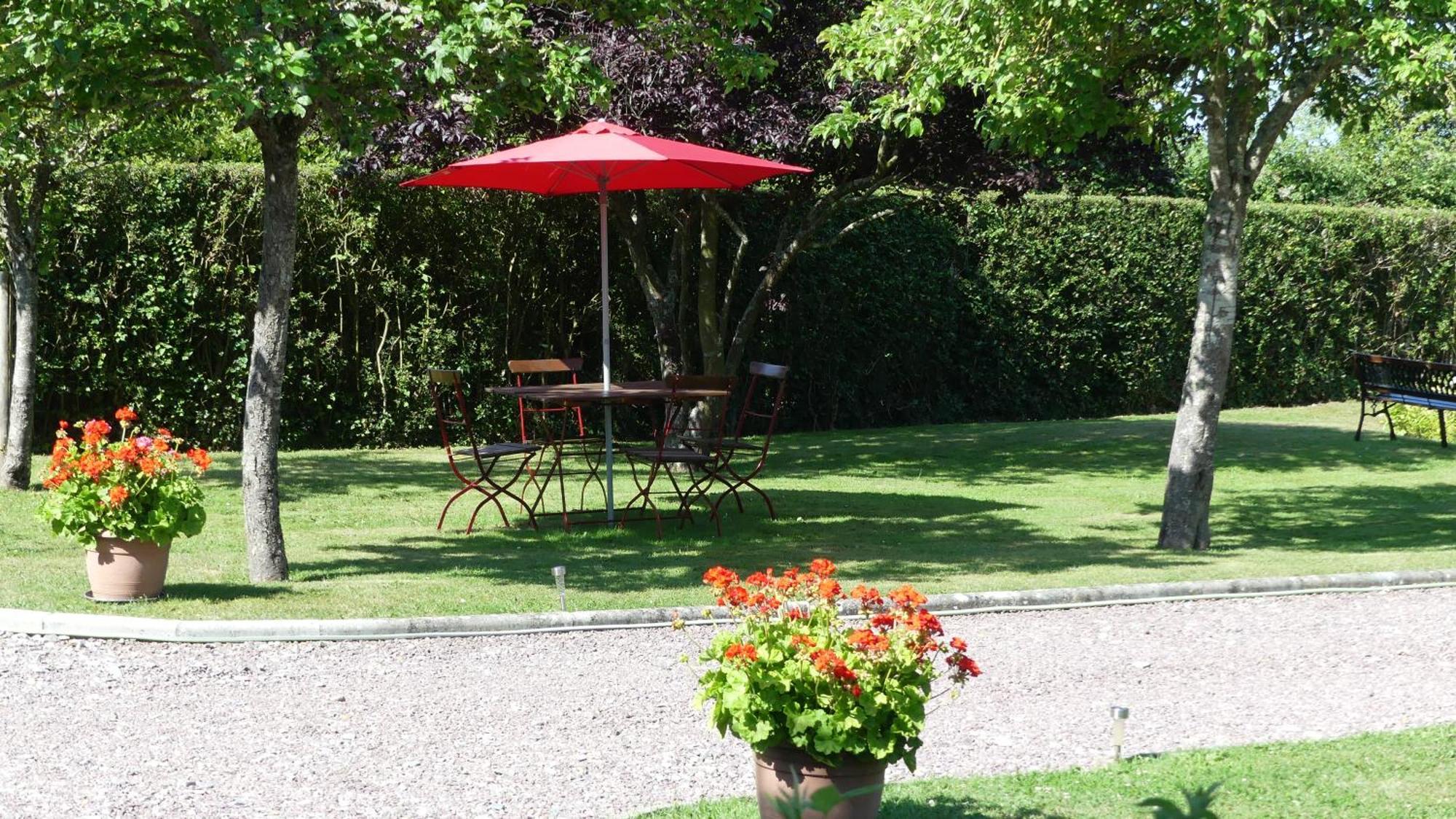 Le Pressoir Appartement Beaumesnil  Buitenkant foto
